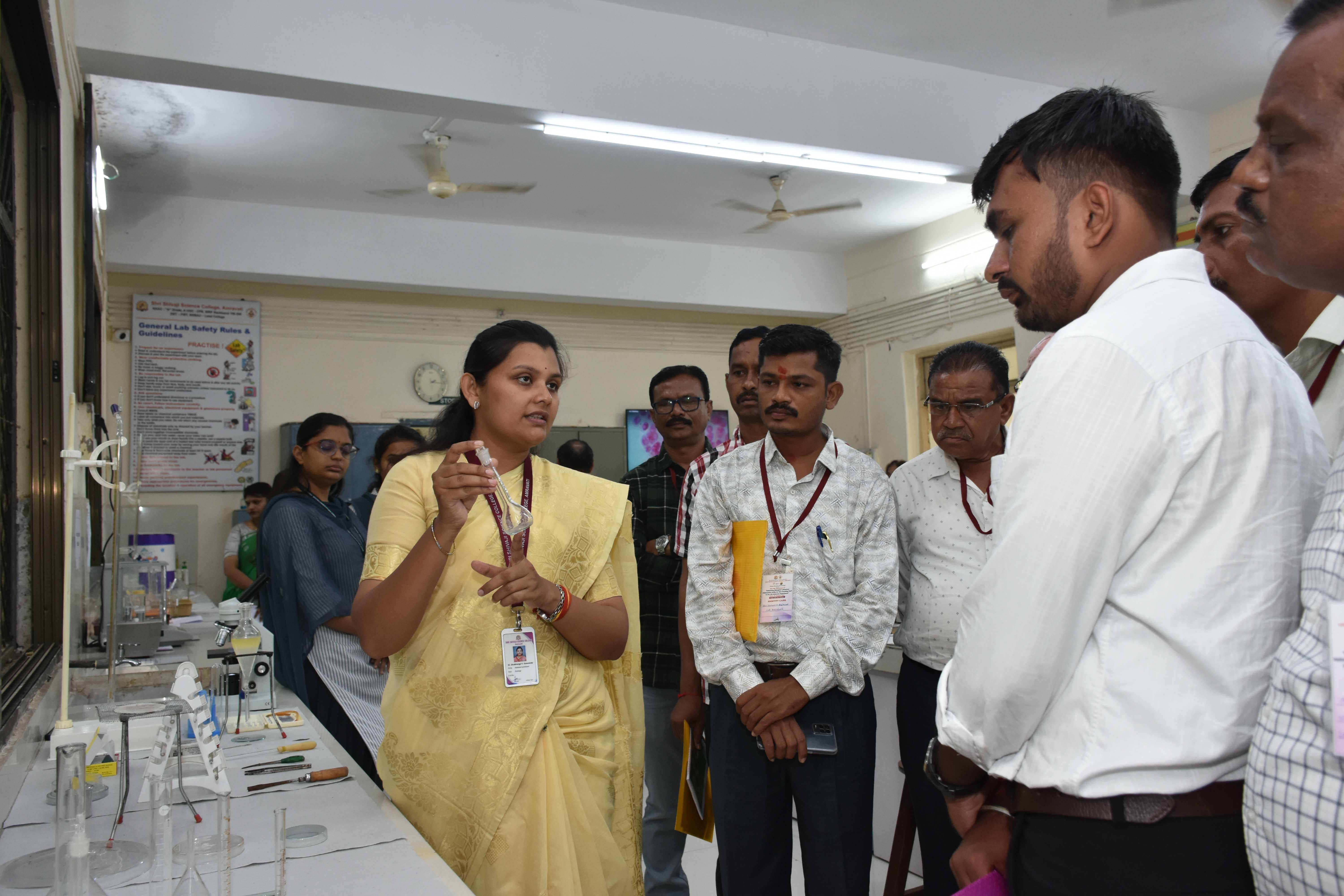 Image 4-Demonstration on the Maintanence & Care of Glassware in Laboratory