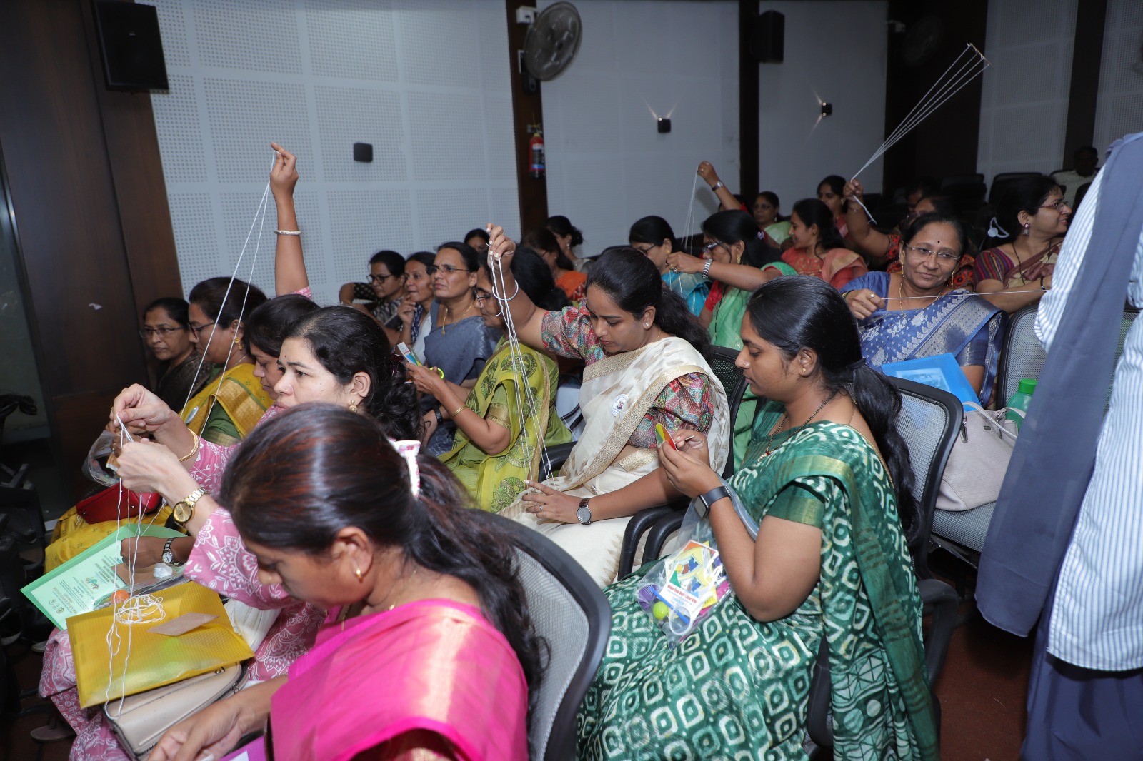Teachers performing hands-on of the experiments