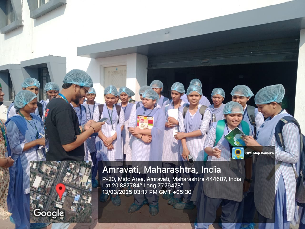 Engineer discussing with students