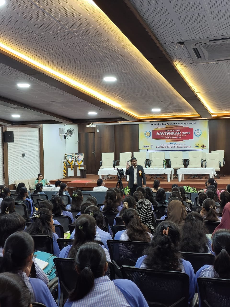 Engaging minds, exploring new ideas